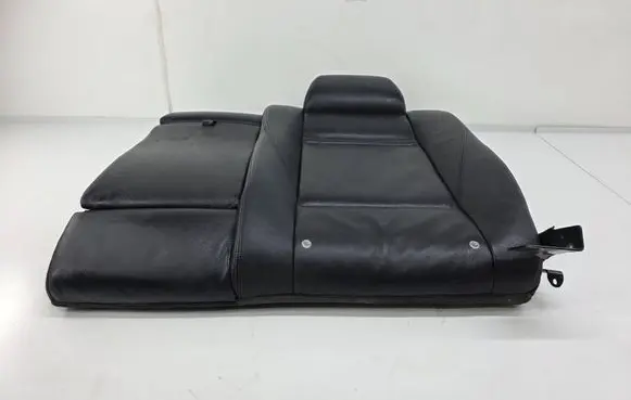 Rear seat