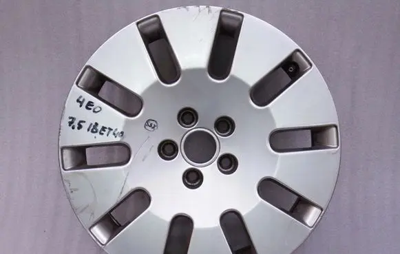 Audi A8 S8 D3 4E R18 alloy rim 