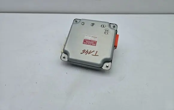 Lexus CT 200H Other control units/modules 8989247080 1751007280