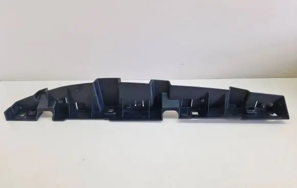 BMW i3 Fender mounting bracket 7299184 18951610 729918