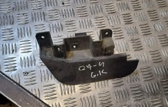 Audi Q7 4L Rear mudguard 4L0854815