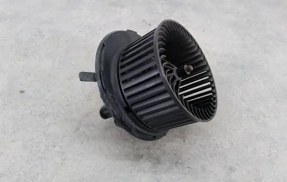 Volkswagen Caddy Heater fan/blower 1K2819015