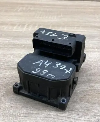 Volkswagen PASSAT B5 ABS Pump 0273004132