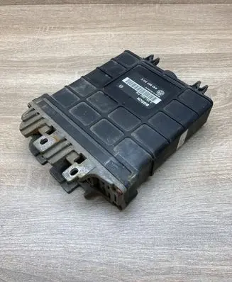 Volkswagen Golf III Engine control unit/module ECU 1H0907311C 0261200714