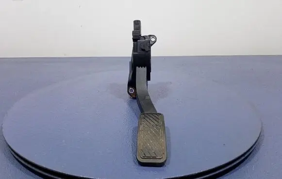 Ford Fiesta Accelerator throttle pedal 8V219F836AA