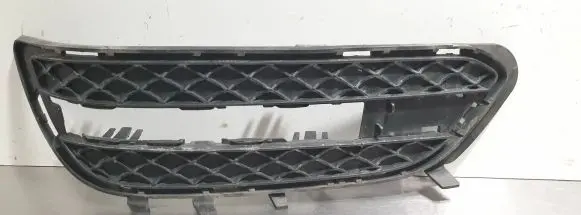 Mercedes-Benz E W212 Front bumper lower grill A2128851723