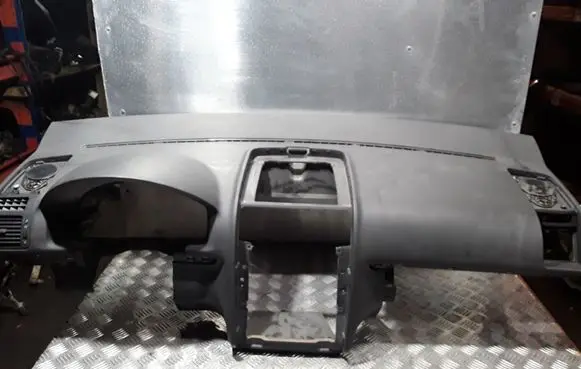 Volkswagen Touran I Dashboard 1T1857067