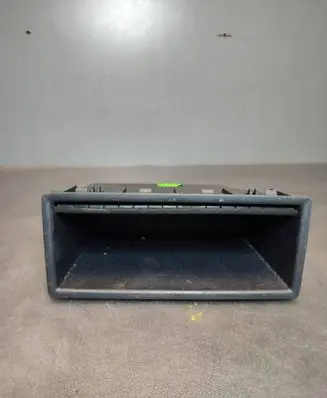 Audi Q7 4L Glove box 4L0863351
