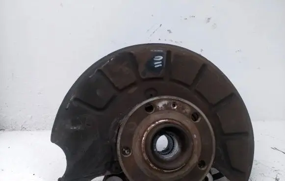 Volkswagen Sharan Front wheel hub spindle knuckle