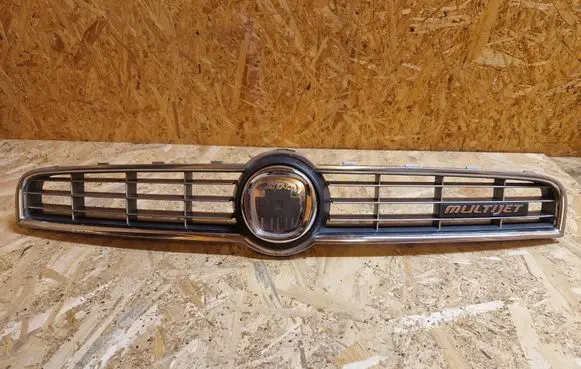 Fiat Bravo Front bumper upper radiator grill 735414652