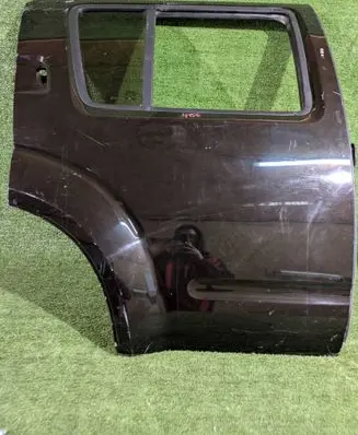 Nissan Pathfinder R51 Rear door 
