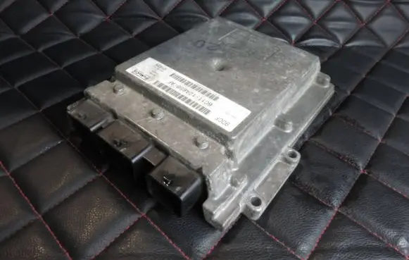 Ford Transit Engine control unit/module 6C1112A650AF