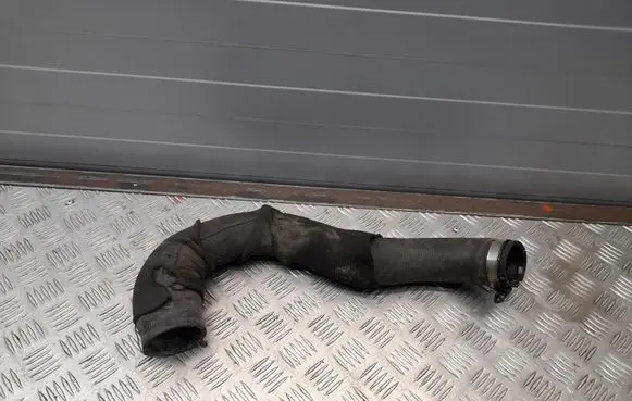 Audi Q5 SQ5 Intercooler hose/pipe 8R0145738