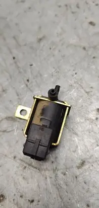 Audi A4 S4 B6 8E 8H Turbo solenoid valve 028906283 94T293 72169313