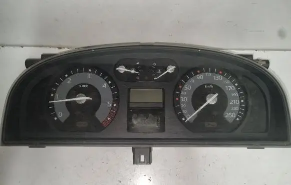Renault Laguna II Speedometer (instrument cluster) 8200291330 503000960304