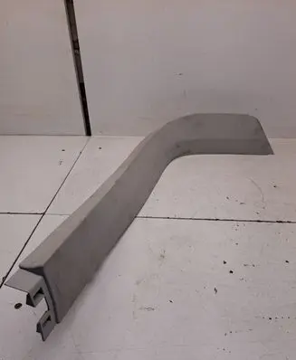 Mercedes-Benz B W245 (D)pillar trim (top) A1697400770