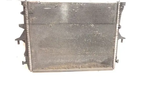 Audi Q7 4L Coolant radiator 7L0121253A E1470