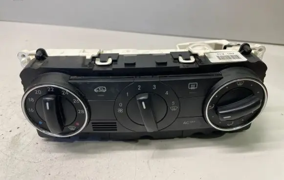 Mercedes-Benz A W169 Climate control unit A1698301385