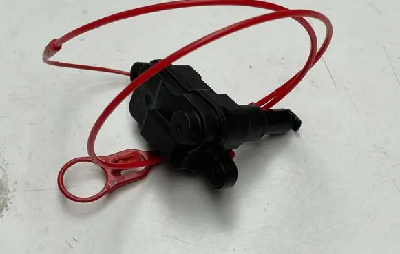 Volkswagen Polo VI Rear glass lock/latch 4M0862153B