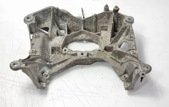 Audi A8 S8 D5 Gearbox mounting bracket 4N0399262