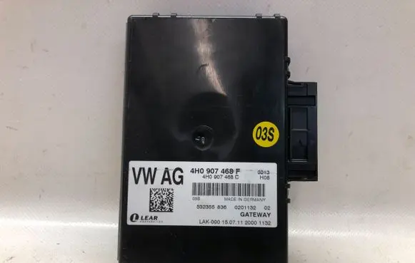 Audi A8 S8 D4 4H Gateway control module 4H0907468F