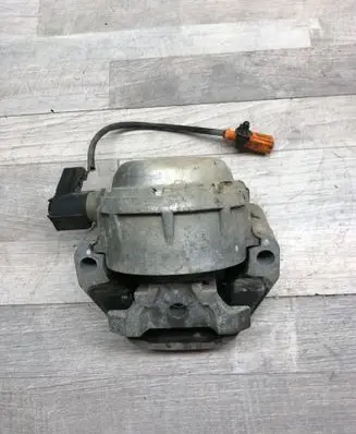 Audi A6 S6 C7 4G Engine mount bracket 65590