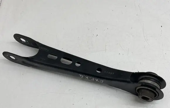 Ford Explorer VI Rear control arm LB5C5K968BD