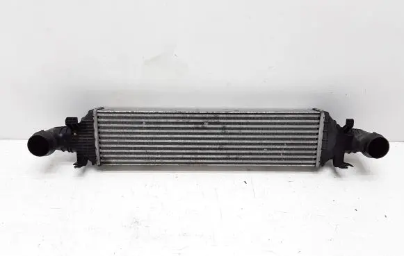 Mercedes-Benz E W212 Intercooler radiator A2045000200