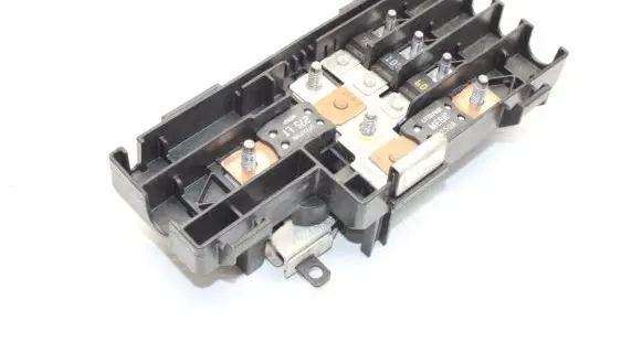 Ford Ecosport Fuse module HU5T14A094FB