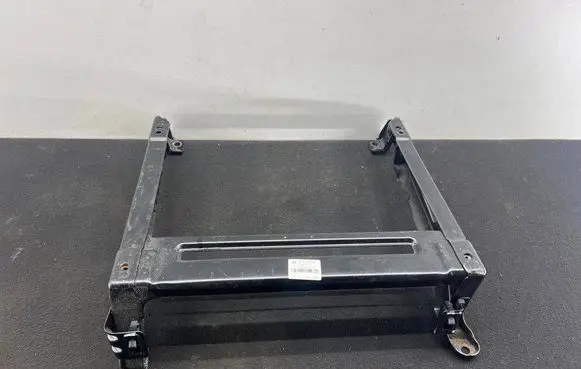 Audi Q7 4L Driver seat console base 7L0881677G ZK003248