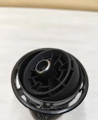 Audi Q2 - Dash center air vent grill 81A820901E