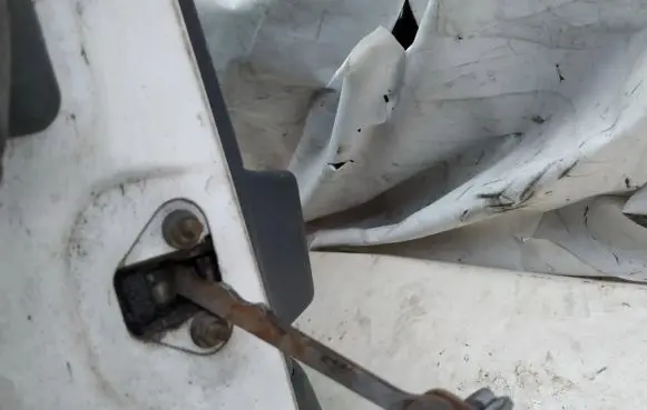 Peugeot Expert Front door check strap stopper 