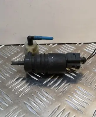 Mercedes-Benz B W245 Windscreen/windshield washer pump 0165454626