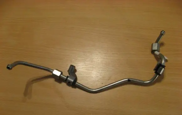 Lincoln Navigator Oil cooling pipe JS382AB HL3E9J323EA