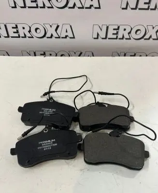 Peugeot 407 Brake pads (front) 