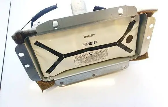 Peugeot 407 Passenger airbag AY578BXX 6010573C