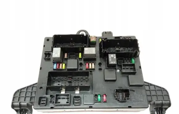 Opel Astra J BSM Control unit 13302301