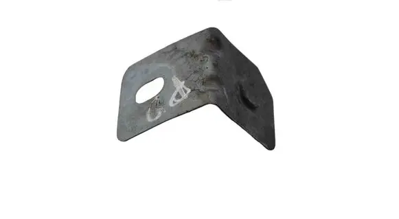 Fender mounting bracket