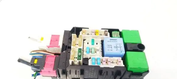 Peugeot 508 Fuse box set 9665492680 018014781