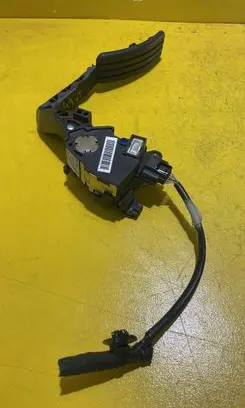 Renault Scenic III - Grand scenic III Accelerator throttle pedal 180100011R