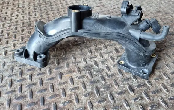 Peugeot 208 Intercooler hose/pipe 9685282480