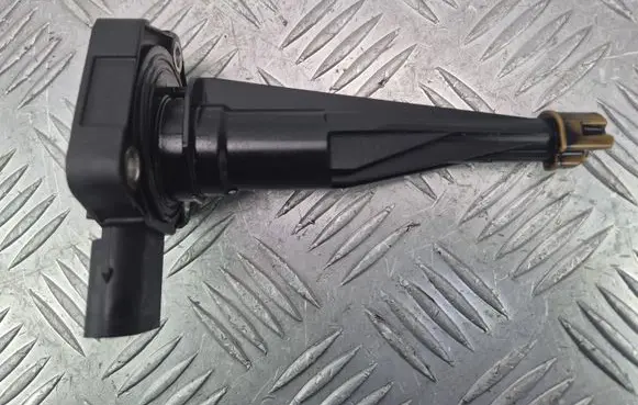 BMW 3 F30 F35 F31 Oil level sensor 8608781 12037322 6PR01049711