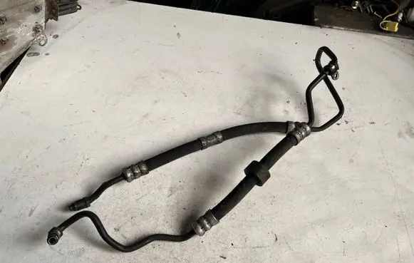 Mercedes-Benz Vaneo W414 Power steering hose/pipe/line
