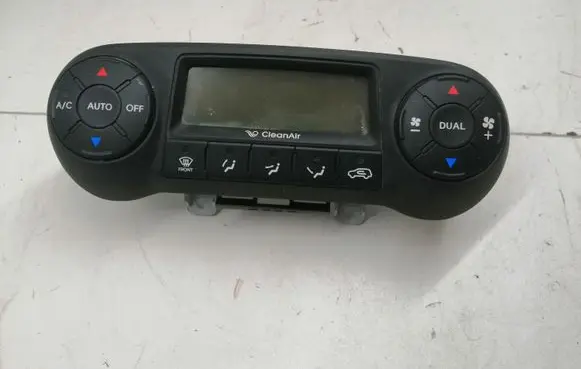 Hyundai ix35 Climate control unit 972502Y301