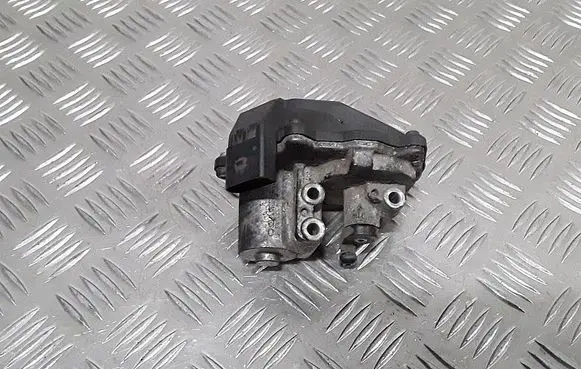 Volkswagen PASSAT B6 Intake manifold valve actuator/motor 03L129086V