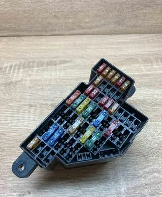 Audi A4 S4 B7 8E 8H Fuse box set 29080504097 4353074