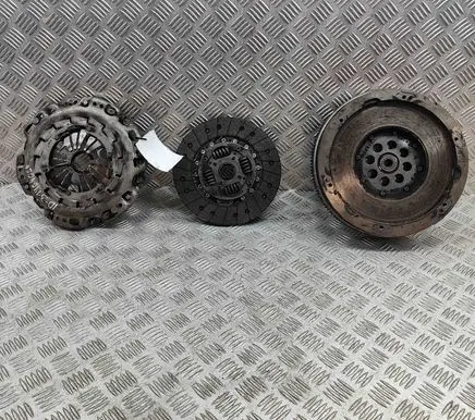 Mercedes-Benz Sprinter W906 Clutch set kit A0012525805 A6510305105