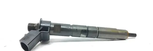 BMW 5 G30 G31 Fuel injector 0445118005 03150 5B5CH4U