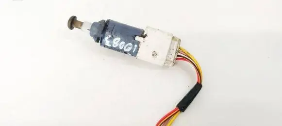 Renault Kangoo II Brake pedal sensor switch 8200168238B