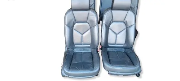 Porsche Cayenne (92A) Seat set 